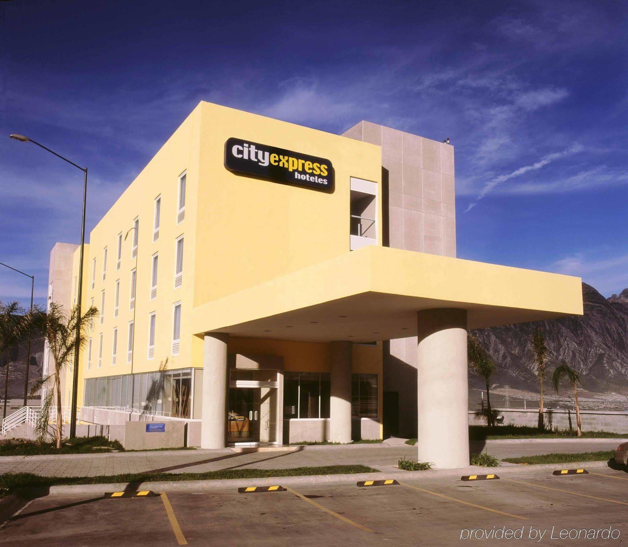 City Express By Marriott Monterrey Santa Catarina Santa Catarina  Kültér fotó